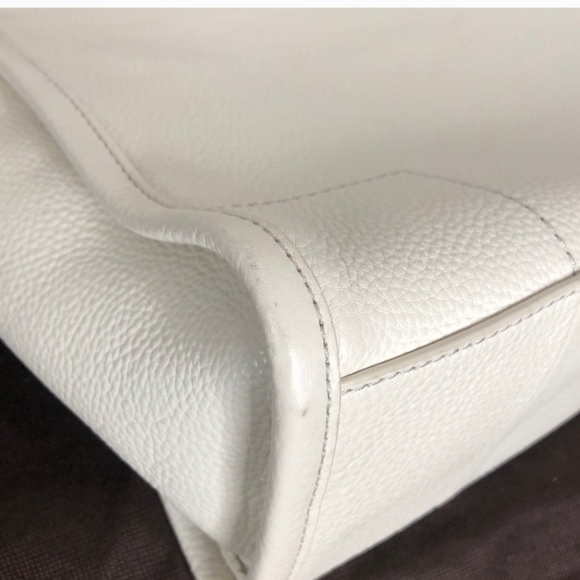 Tory Burch Britten Pebble Leather Small Slouchy Tote Gold Chain Handle - Picture 2 of 9